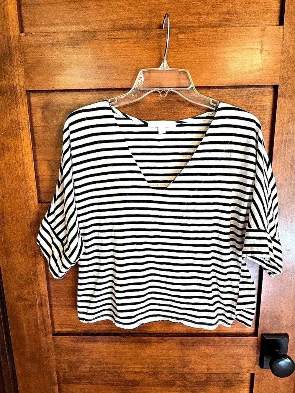 Women's Striped Short Sleeve Top in White & Black Like New